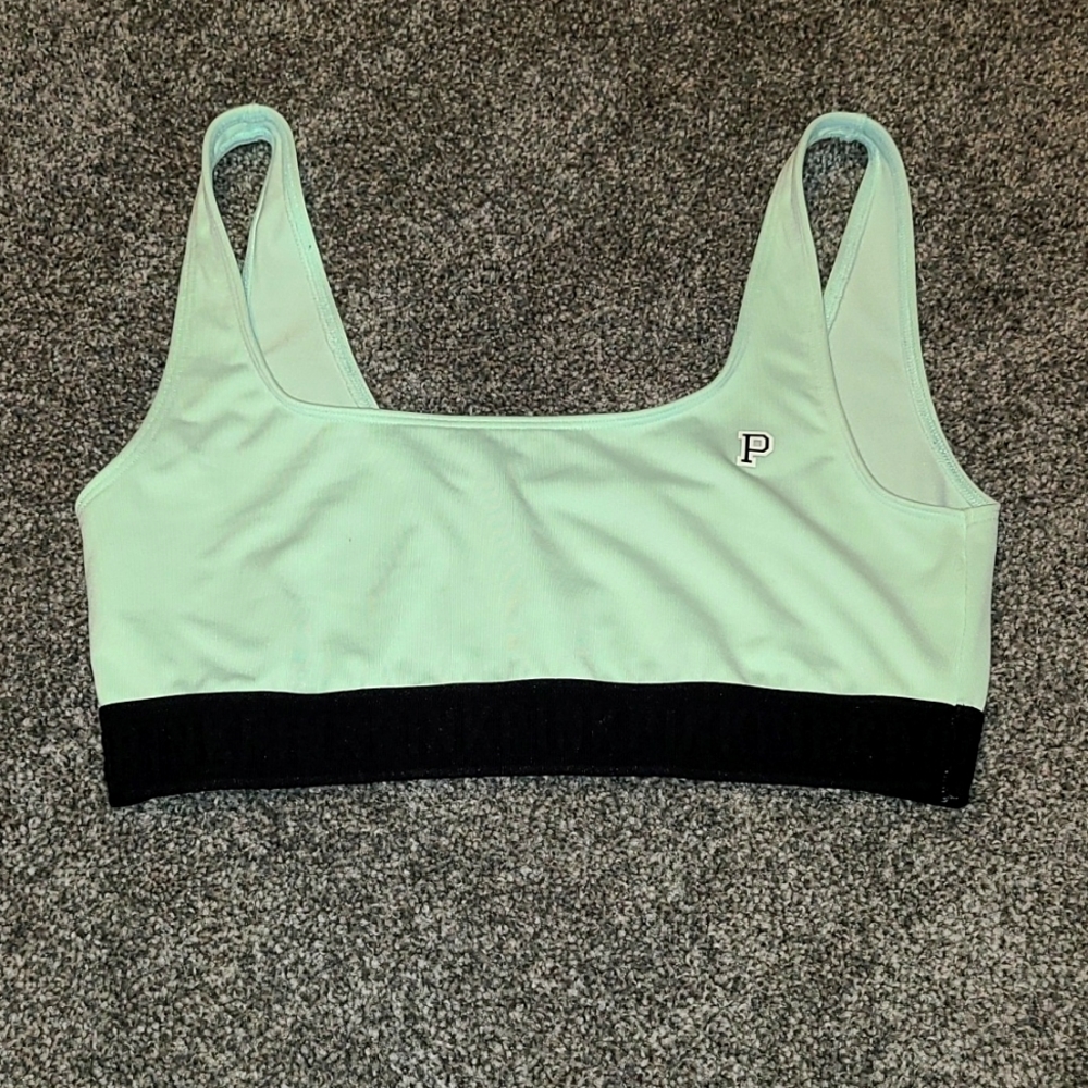 PINK Ultimate sports bra